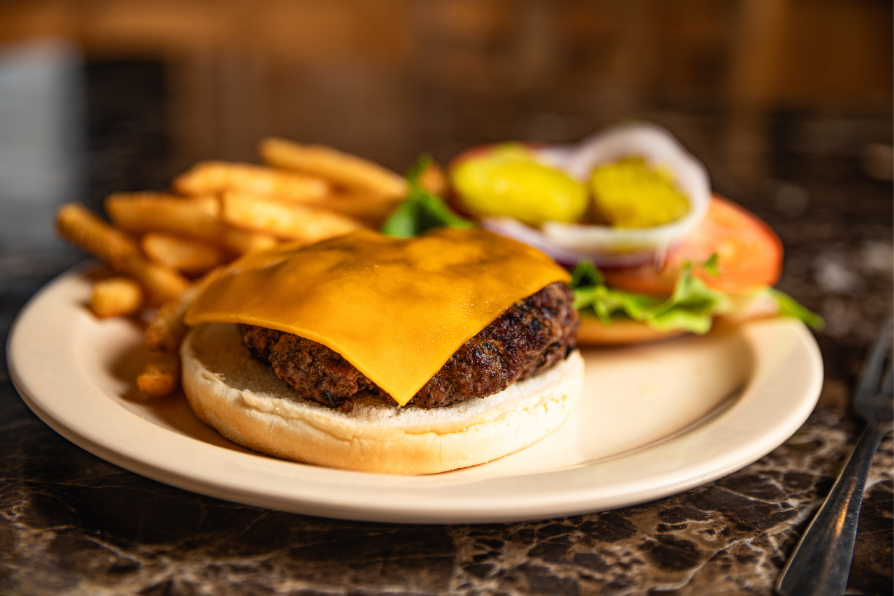 Delicious Hamburgers - Pilot Point, Restaurant